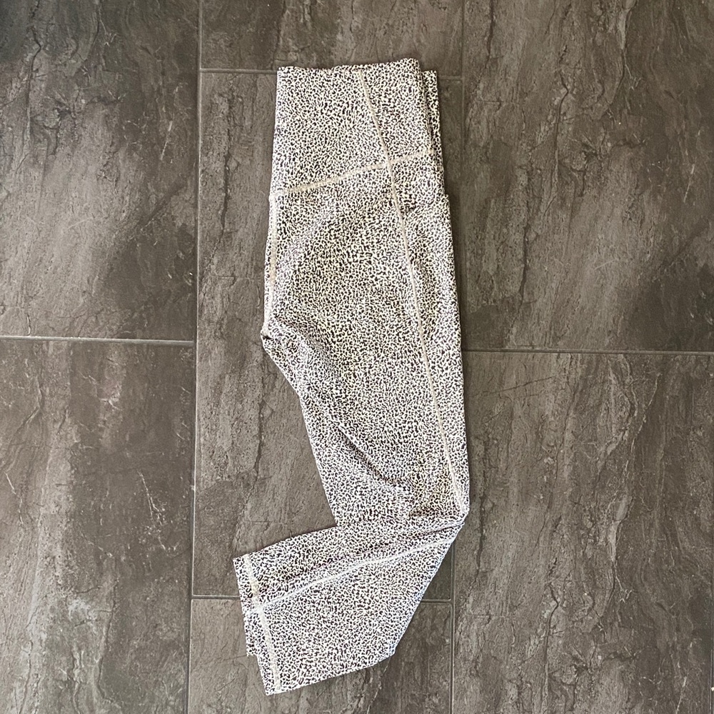 Athleta Black and White Cheetah Patterned Leggings
